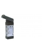 Distribuitoare pneumatice actionate mecanic